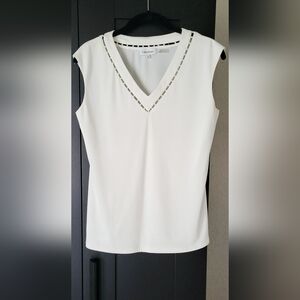 Elegant White Sleeveless Top